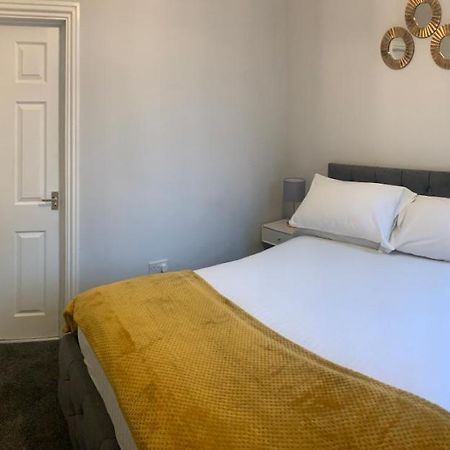 Gateshead Serviced Apartment Ideal For Contractors And Vacationing Εξωτερικό φωτογραφία